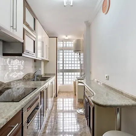 Frente Al Estadio Y Ramblas サンタクルスデテネリフェ